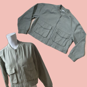 Nicole Miller New York Cropped Utility Jacket Olive Green – Zip Front